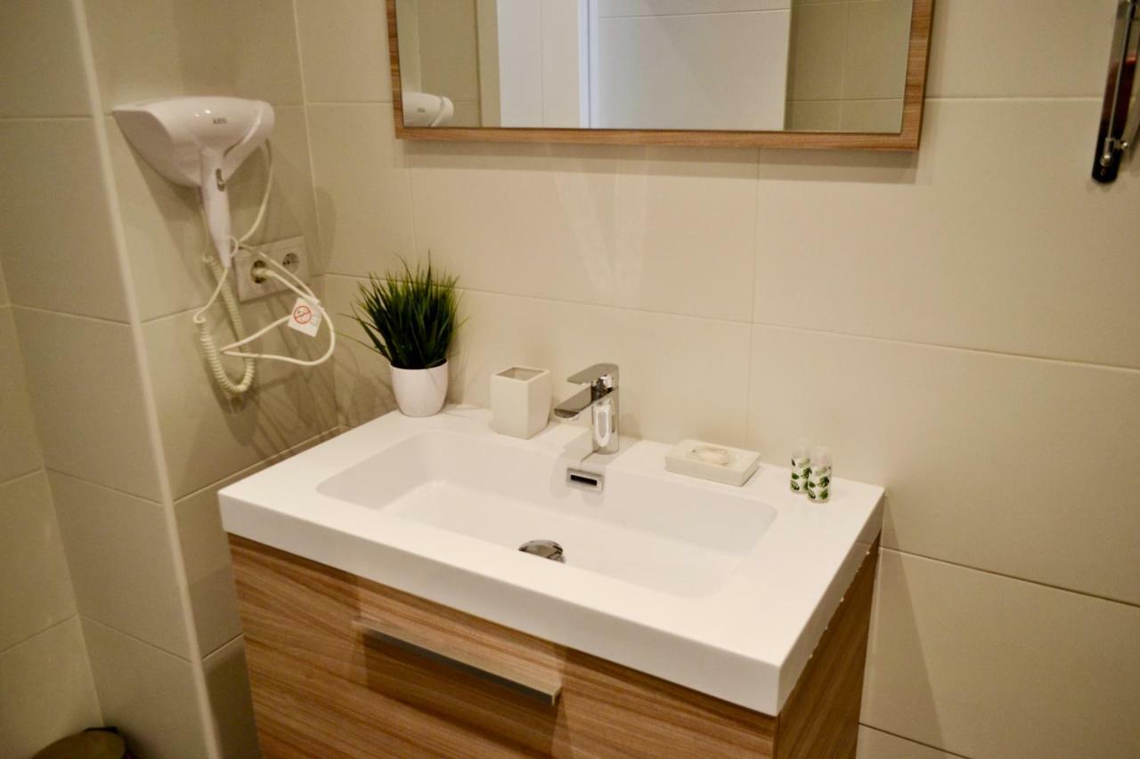 Hola Valencia - Holiday Apartments Εξωτερικό φωτογραφία